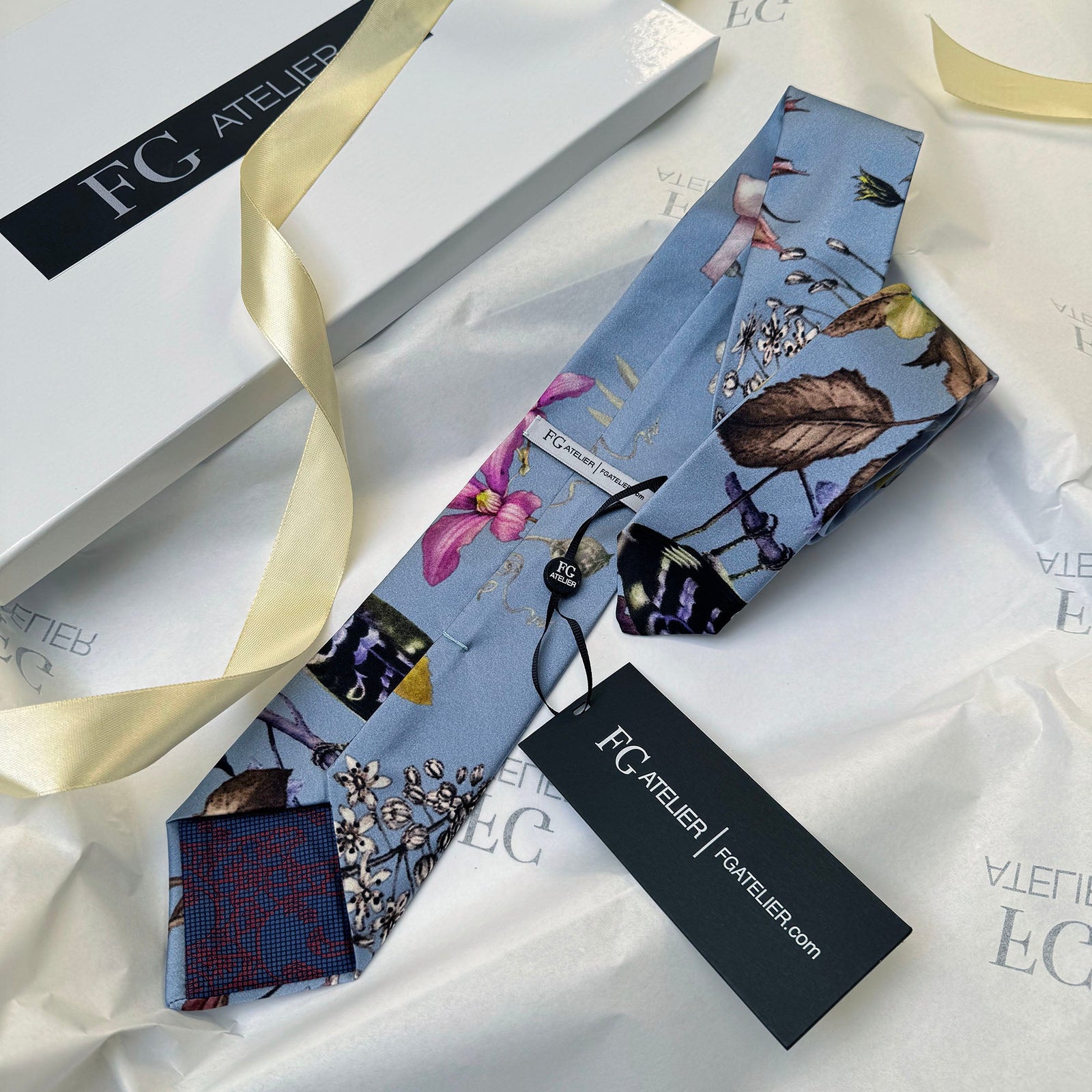 Handmade Mulberry Silk Tie – Elegant Bird & Floral Pattern