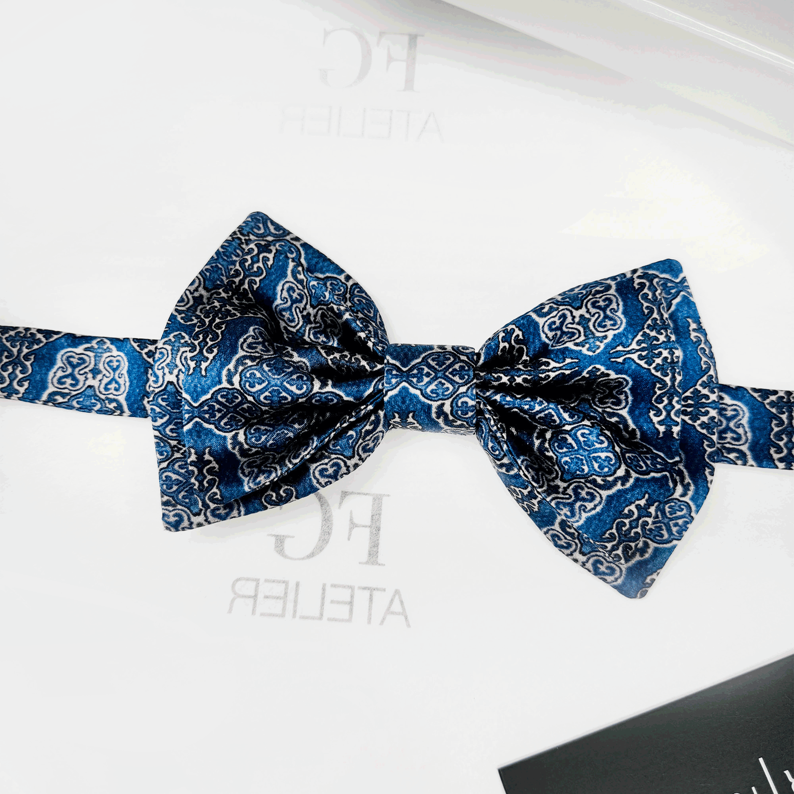 Handmade Italian Silk Bow Tie: Blue Oriental Pattern