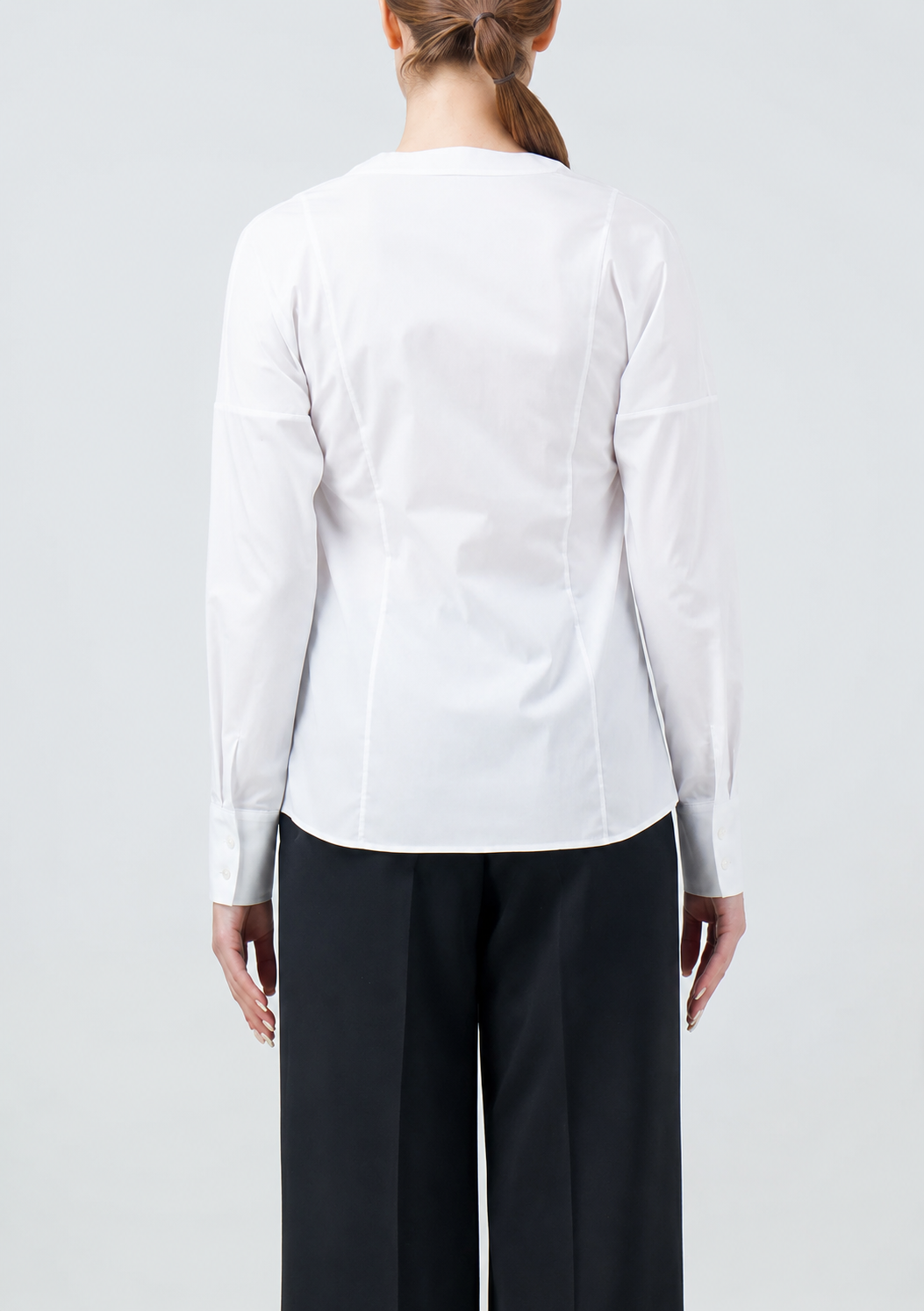 White shirt made from Italian Tessitura Monti stretch cotton
