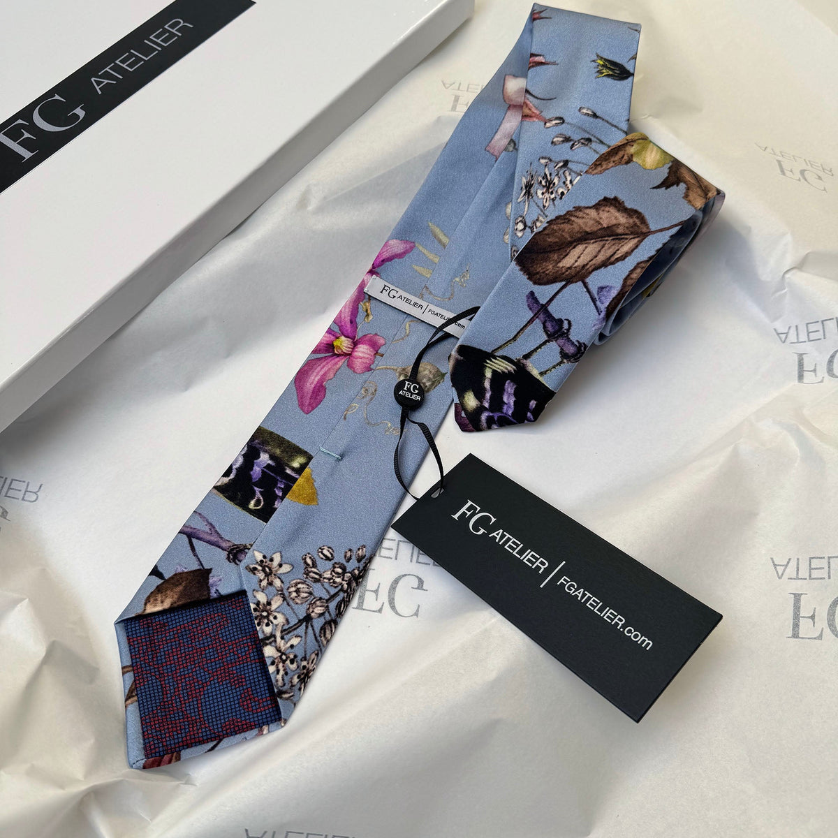Handmade Mulberry Silk Tie – Elegant Bird & Floral Pattern