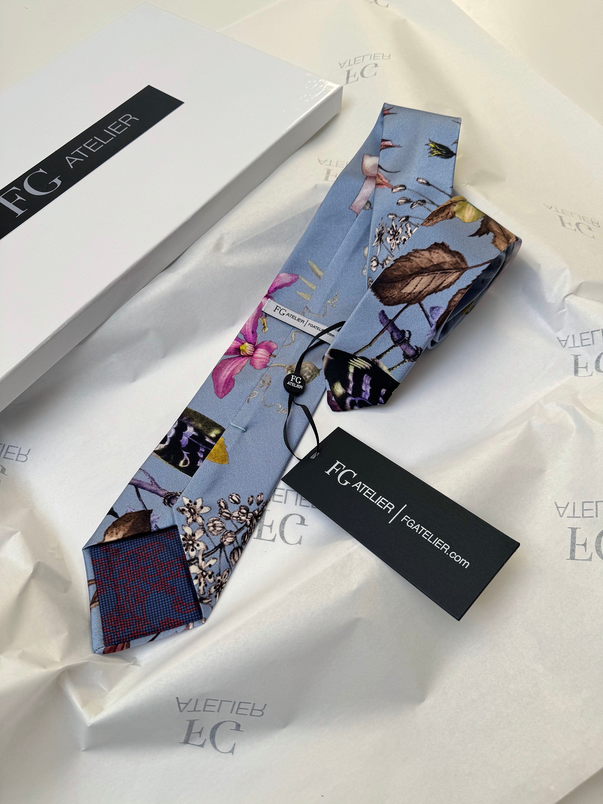 Handmade Mulberry Silk Tie – Elegant Bird & Floral Pattern
