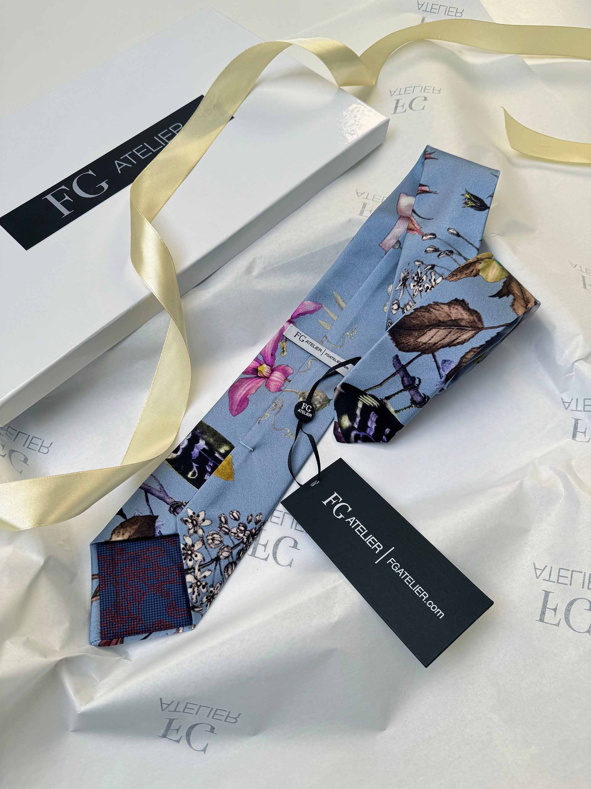 Handmade Mulberry Silk Tie – Elegant Bird & Floral Pattern