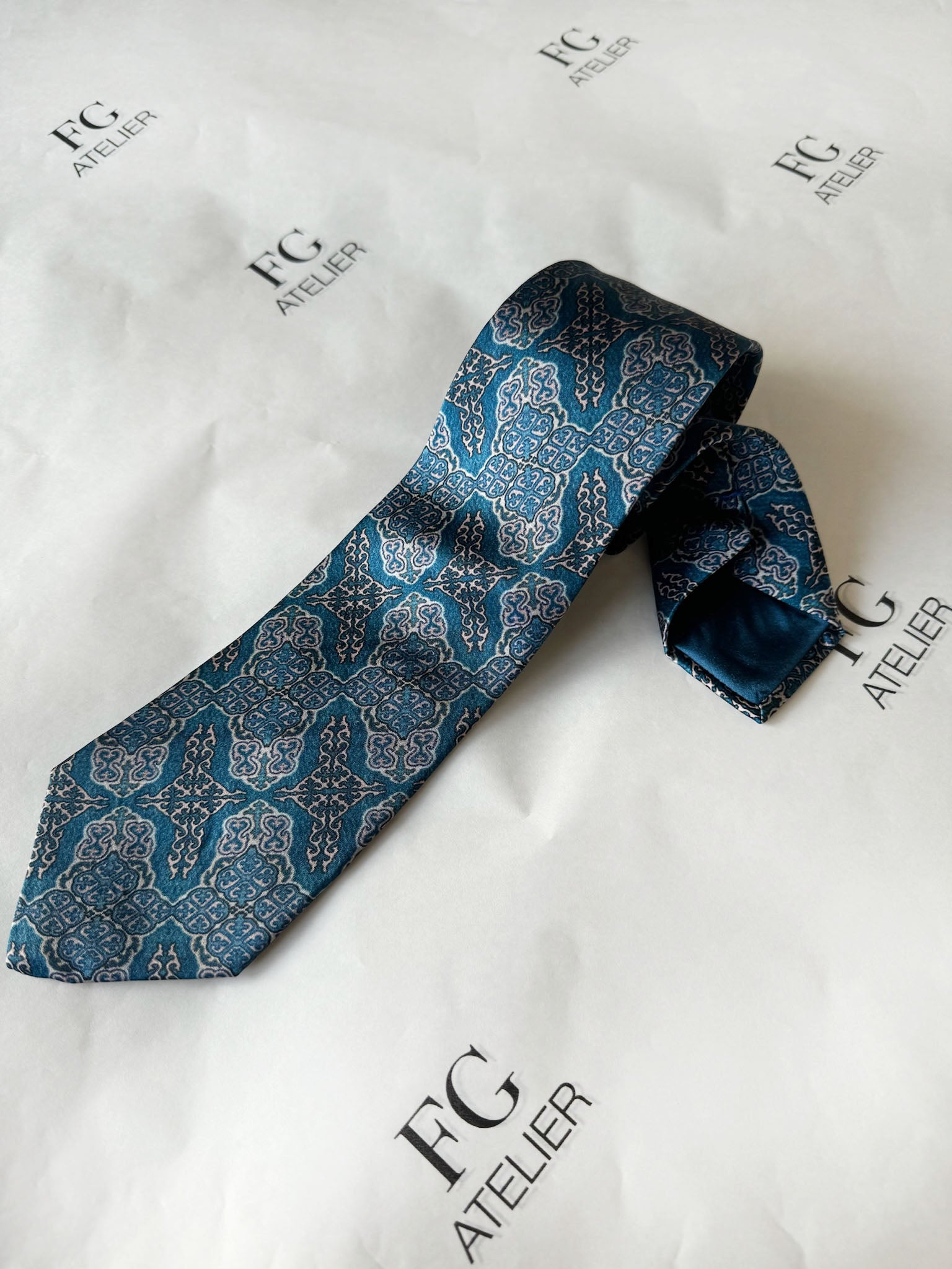 Handmade Mulberry Silk Tie - Elegant  Blue Oriental Pattern