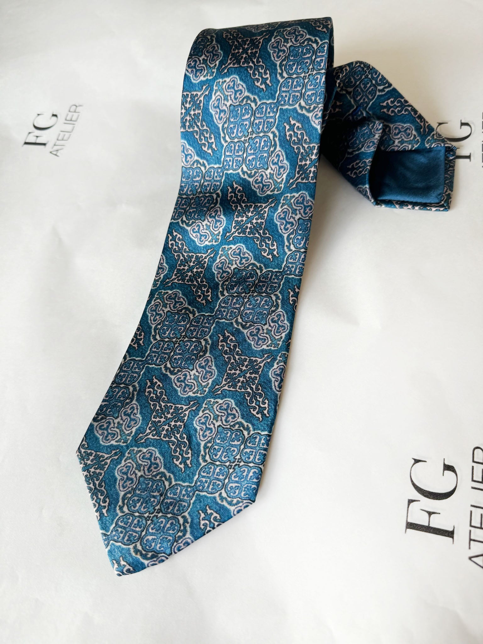 Handmade Mulberry Silk Tie - Elegant  Blue Oriental Pattern