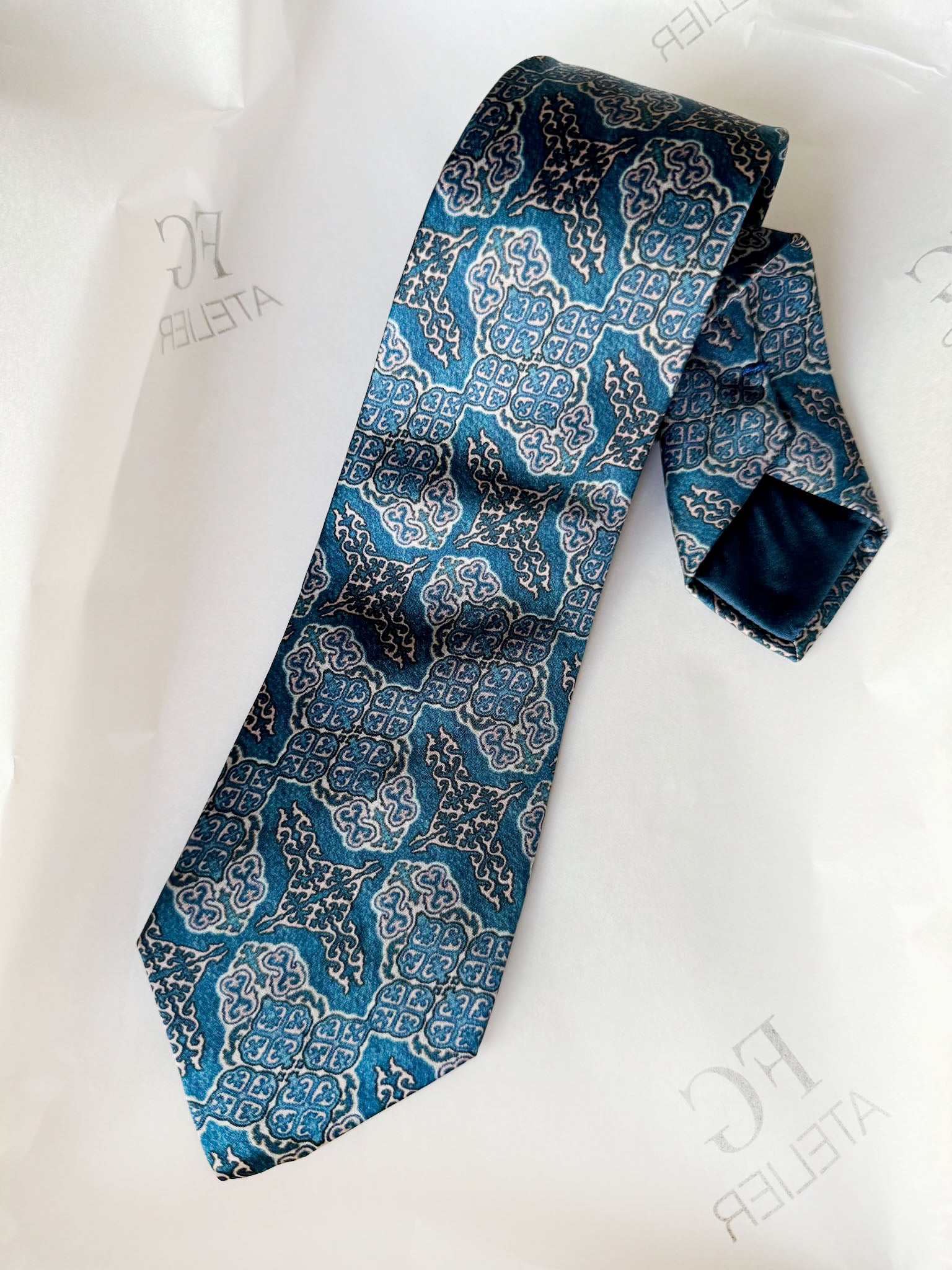 Handmade Mulberry Silk Tie - Elegant  Blue Oriental Pattern