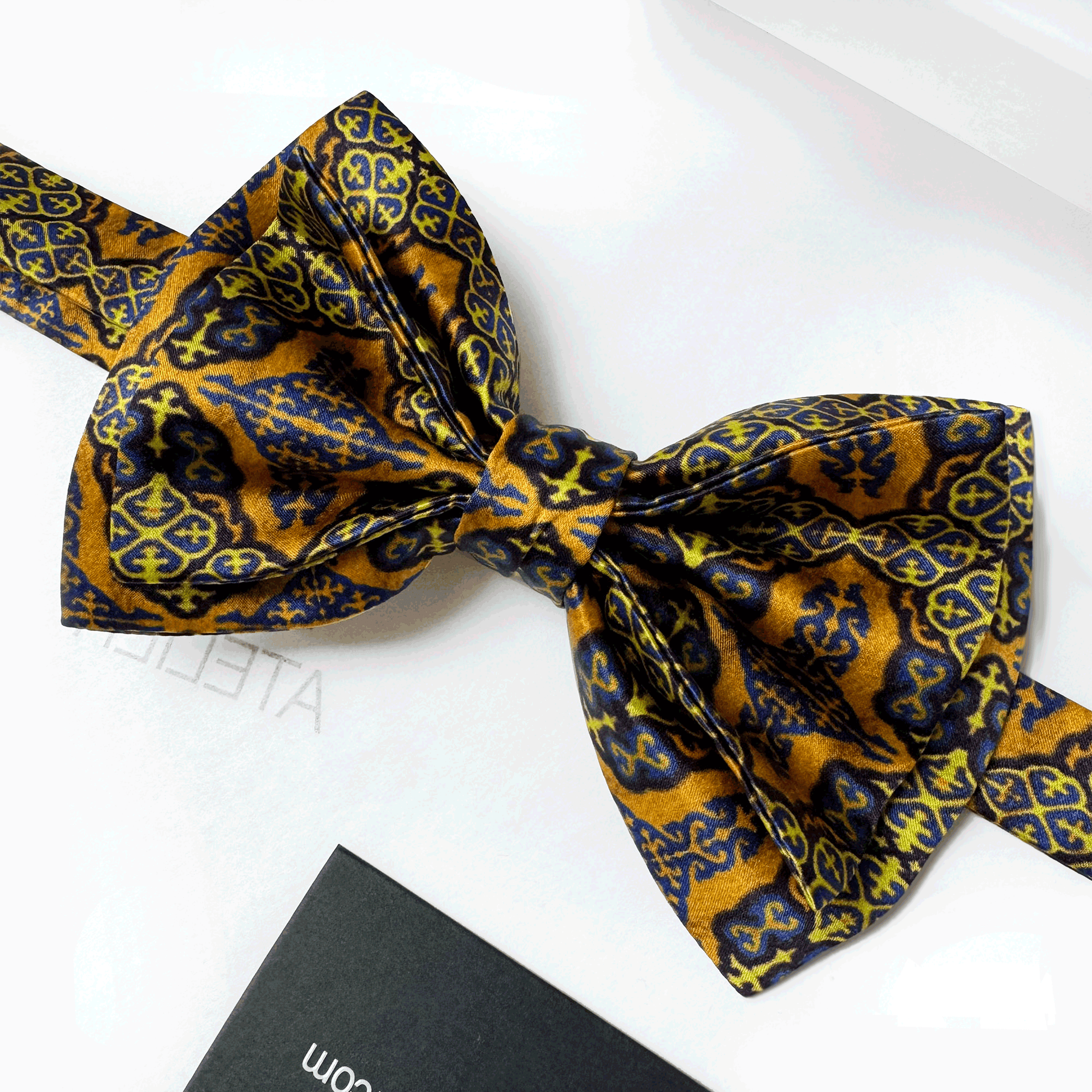 Handmade Italian Silk Bow Tie: Gold, Yellow Oriental Pattern