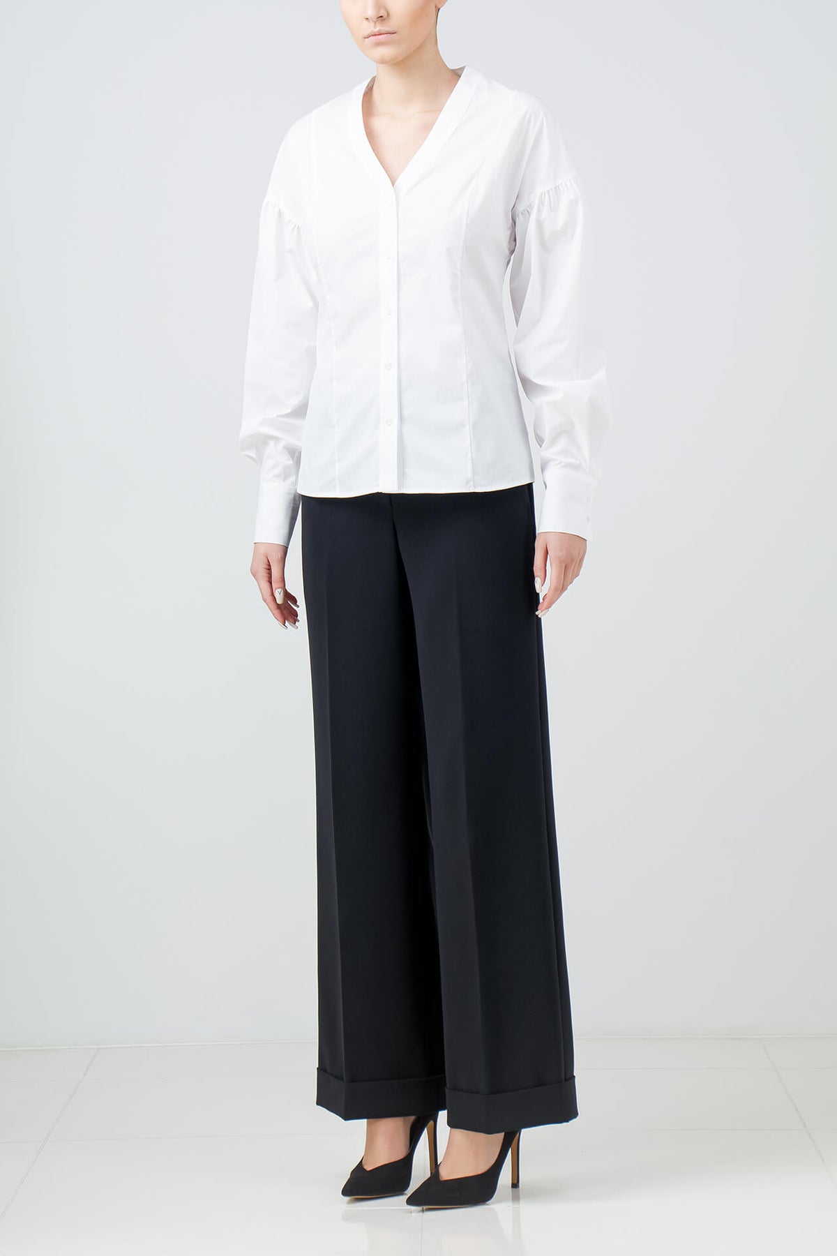 White Shirt with gathered sleeves made from Italian Tessitura Monti stretch cotton